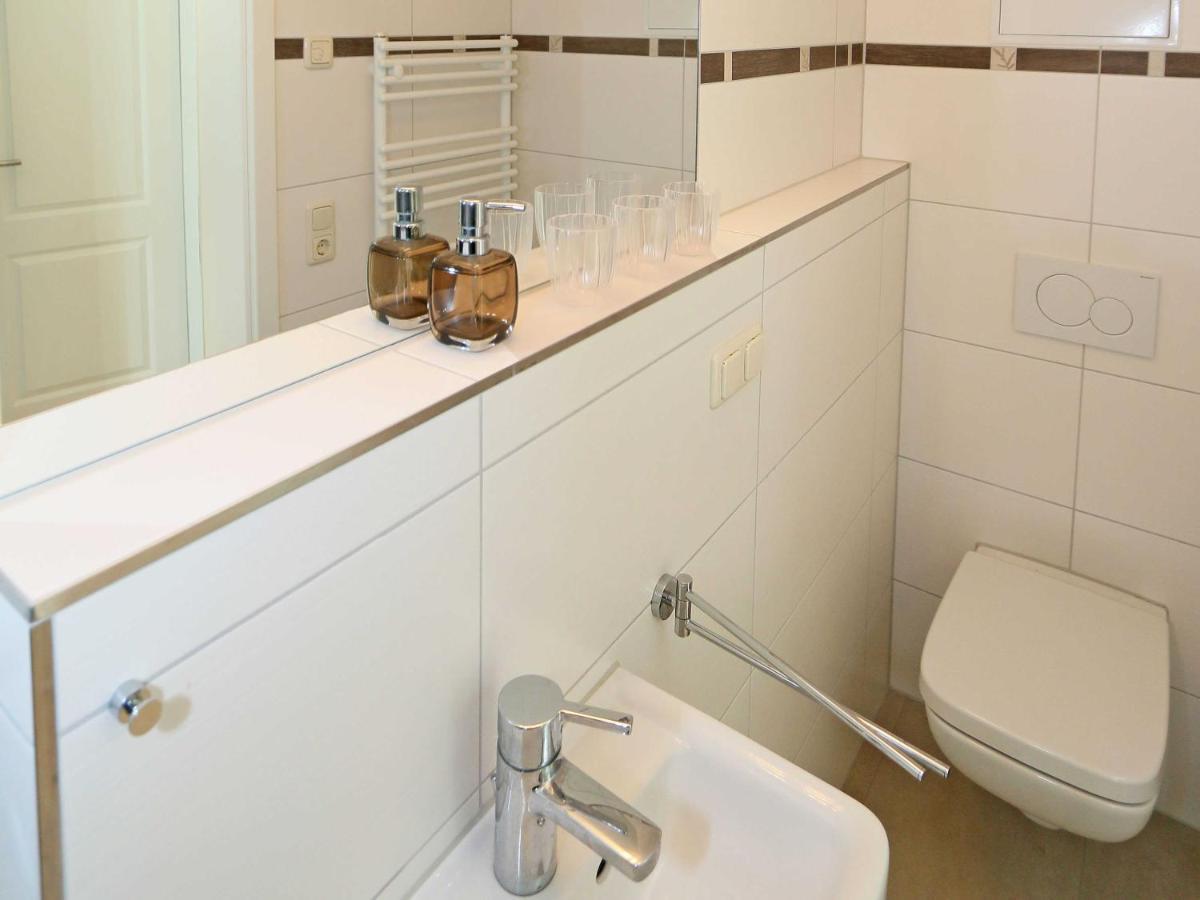 Strandvilla Baabe - Wg 12 Mit Meerblick, Kamin, Sauna, Whirlpool Kültér fotó